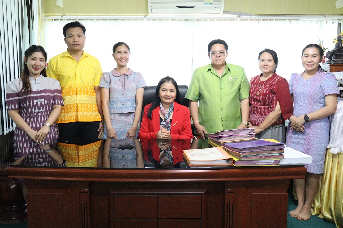 สพม.ชัยภูมิ ลงพื้นที่ติดตาม นโยบาย เรียนดี มีความสุข ของ รมต.ศธ.โดยการนำนโยบายลงสู่การปฏิบัติ ณ สถานศึกษา ให้ผู้บริหารดี ครูดี นักเรียนดี สามดี มีความสุข ส่งผลให้นักเรียน เรียนดี มีความสุขได้