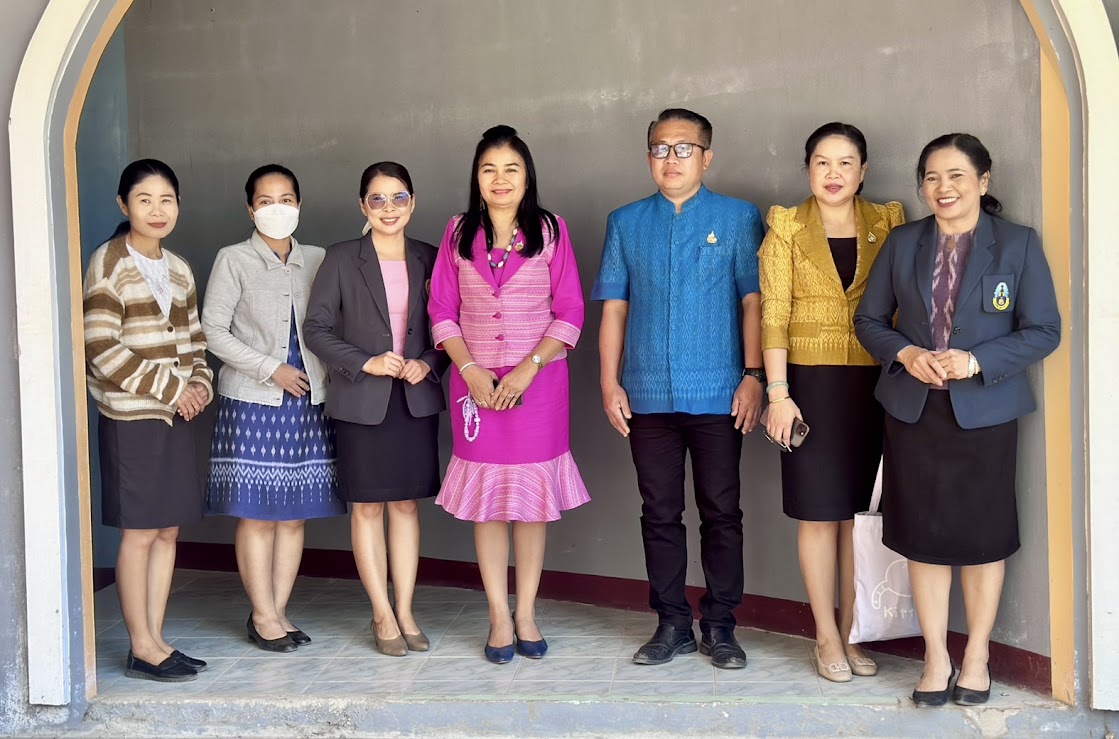 สพม.ชัยภูมิ ลงพื้นที่ตรวจราชการ ติดตาม นโยบาย "เรียนดี มีความสุข"ของ รมต.ศธ.โดยการนำนโยบายลงสู่การปฏิบัติ ณ สถานศึกษา ให้ผู้บริหารดี ครูดีนักเรียนดี "สามดี มีความสุข" ส่งผลให้นักเรียน เรียนดี มีความสุขได้ ณ โรงเรียนภูพระวิทยาคม